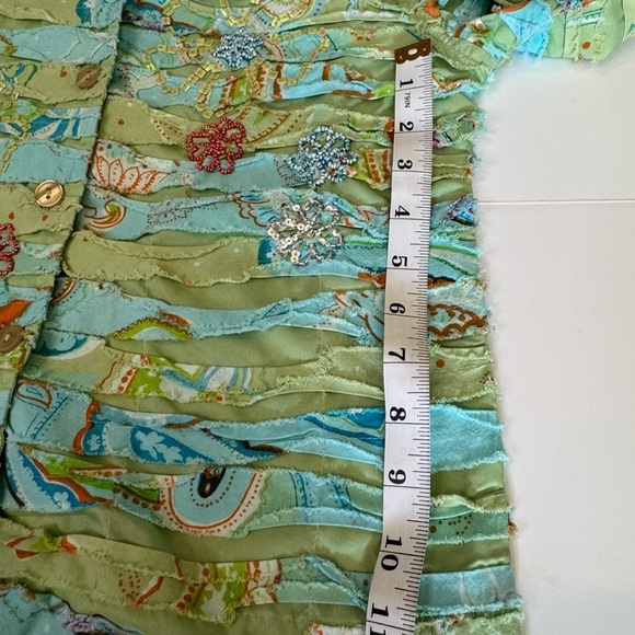 Life Style Petite Women's Green Jacket with button closure - Picture 6 of 11